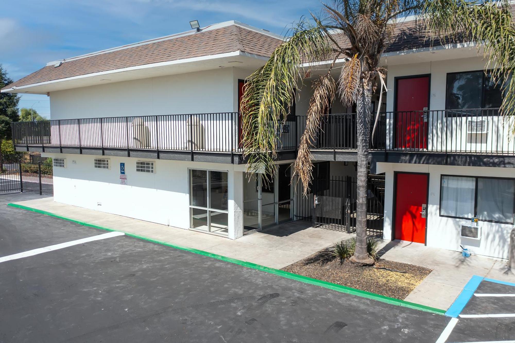 Econo Lodge Stockton Near I-5 Fairgrounds ภายนอก รูปภาพ
