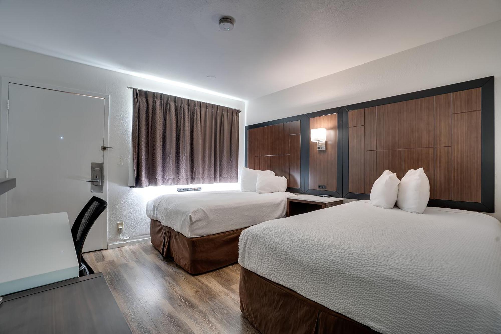 Econo Lodge Stockton Near I-5 Fairgrounds ภายนอก รูปภาพ