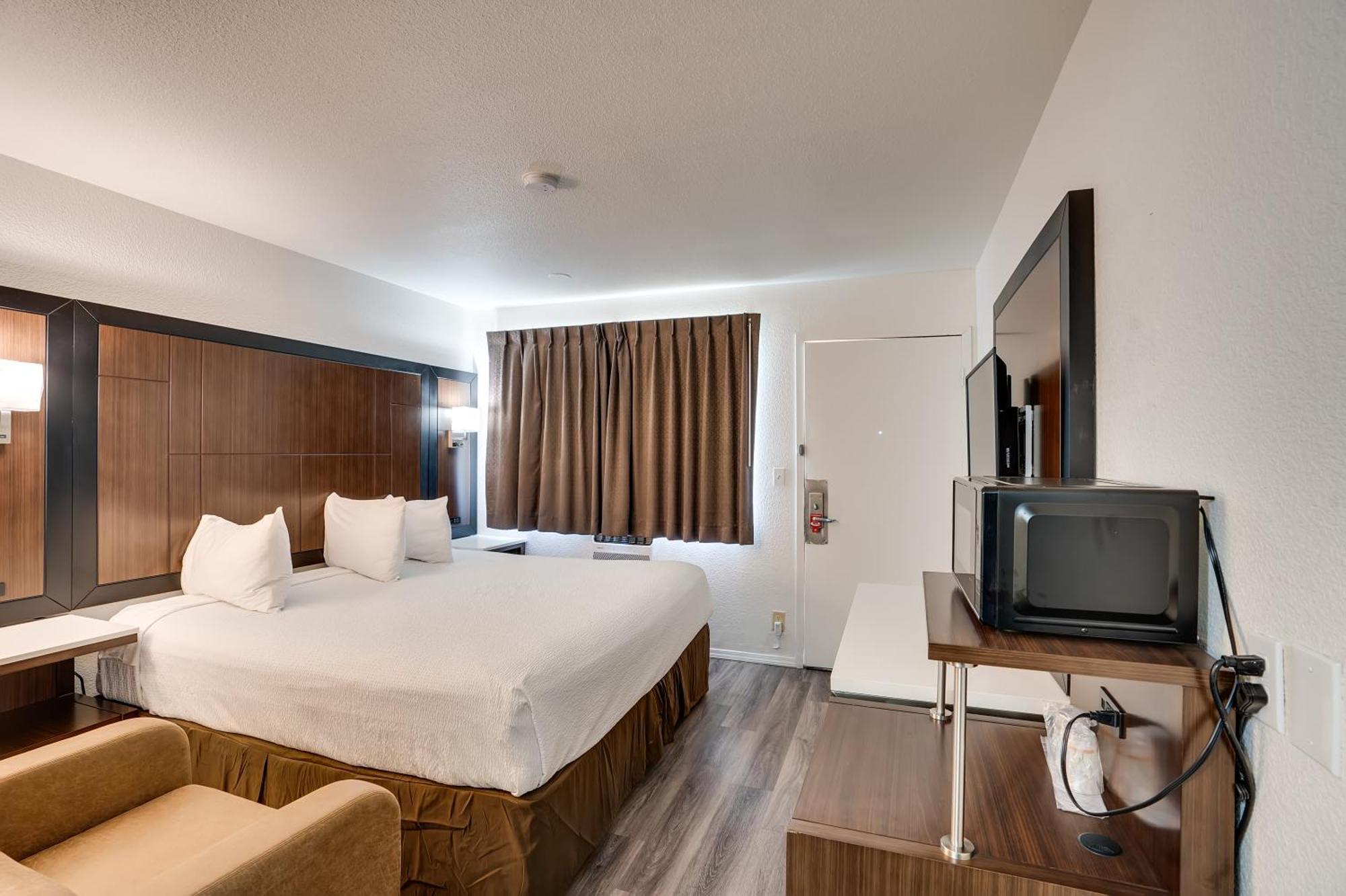 Econo Lodge Stockton Near I-5 Fairgrounds ภายนอก รูปภาพ