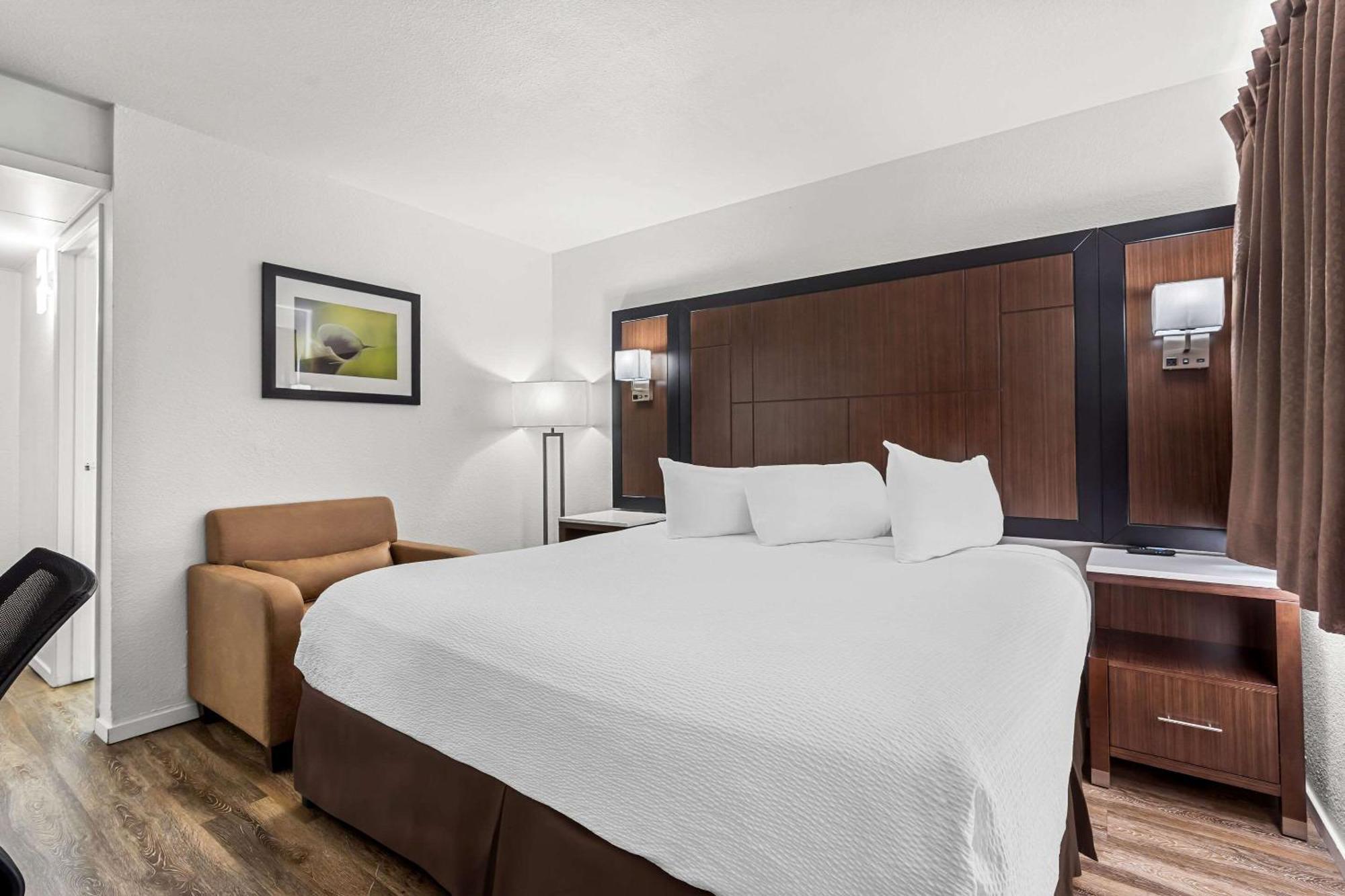 Econo Lodge Stockton Near I-5 Fairgrounds ภายนอก รูปภาพ